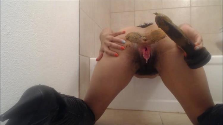 Puking - Poops and Fisting Ass Big Dildo - FullHD (2021)