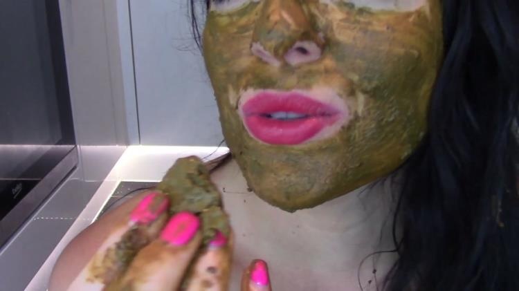 Pretty Little Face Smeared With Shit - FullHD (2021)