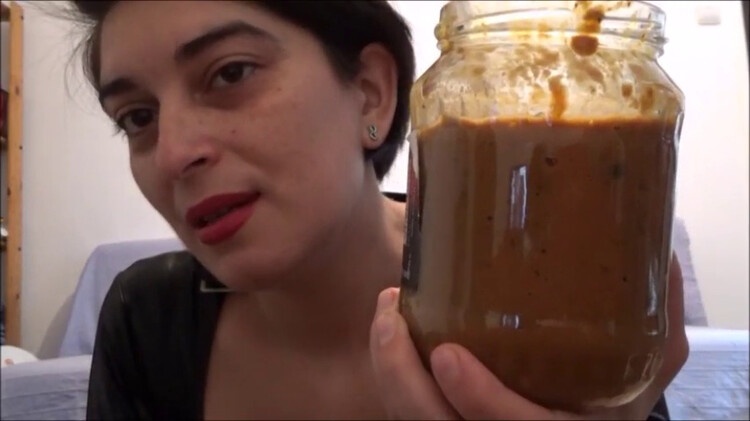 Mistress Roberta - Full jar breakfast pov - SD (2024)