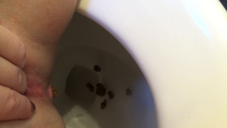 SexyScatForYou - Close up Shit toilet - FullHD (2024)