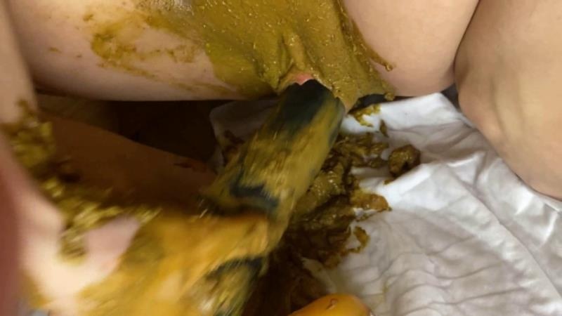 Dirty Fisting Pussy Smeared In Shit with P00gir Big Dildo - FullHD (2025)