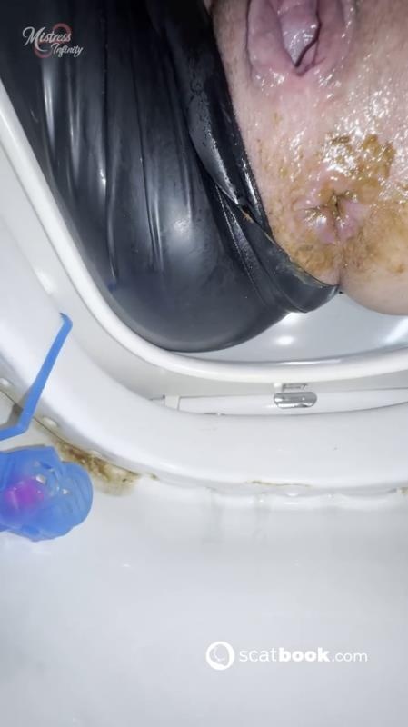 Villa Latex Hot Mistress Pooping P1 - SD (2025)