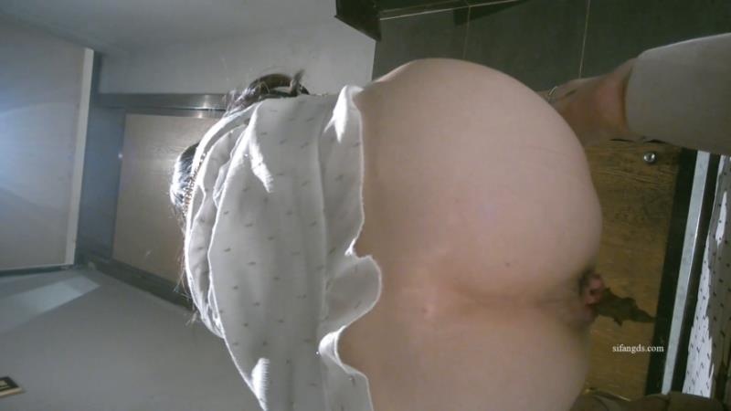 Asian Girl Ass Closeup Pooping In Public Toilet P1 - FullHD (2025)