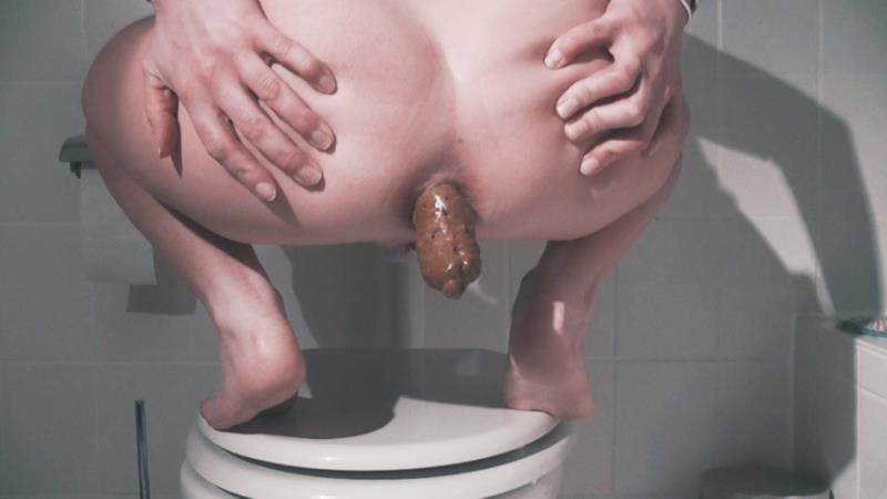 MiaRoxxx - 96 Big toilet turd - FullHD (2025)