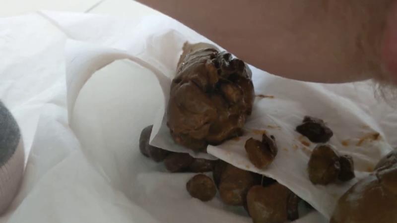 PooGirlSofia - EXTREME CLOSE UPS of my turds - FullHD (2025)