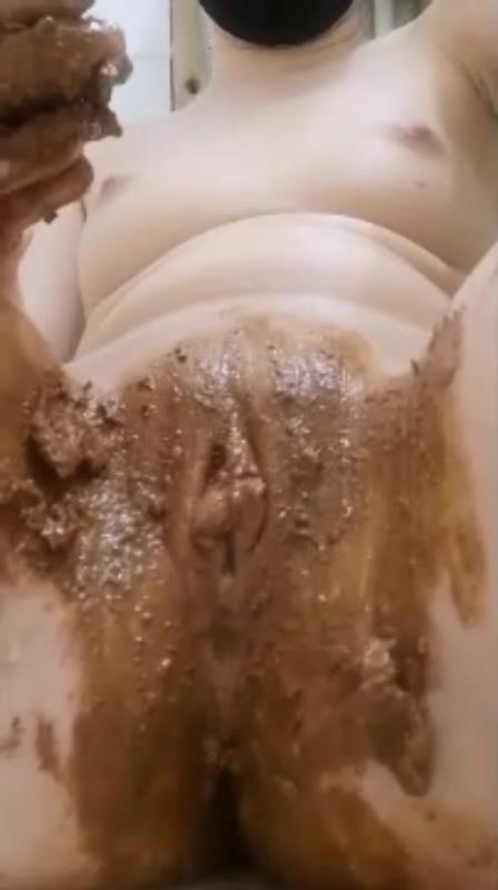 MELLODI - Dirty pussy playing in the bathroom - SD (2026)