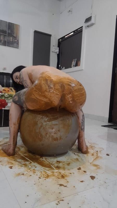 KinkyBunny - Erotic Scat with Yoga Ball - SD (2026)