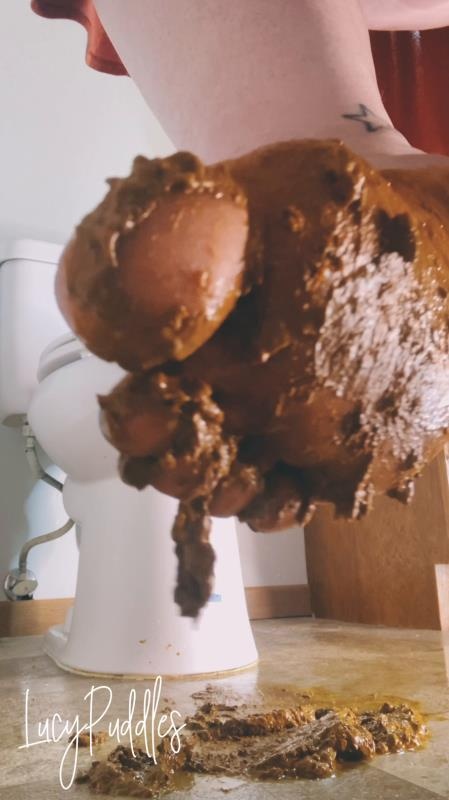 LucyPuddles - Booty & Soles & Scat. Oh My! - 2K (2026)