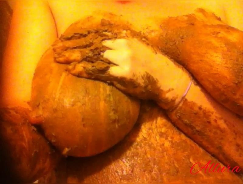 Allura - Smearing a Massive Shit! Shit-Stuffing with Dildo - HD (2026)