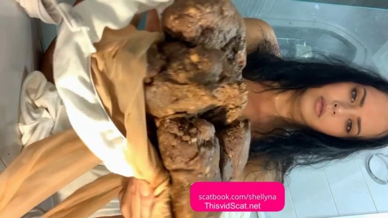 Natalia SHELLYNA - Mendes Bowel Growl Panty Pooping. P1 - HD (2026)