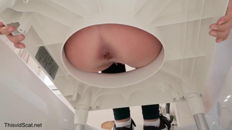 Shitting in the Bathtub Through Chair. P1 - HD (2026)