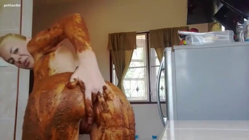 Blonde girl Anja playing with her shit - SD (2026)